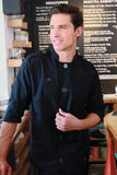 FILIPINA EJECUTIVA CHEF NARVIK HOMBRE